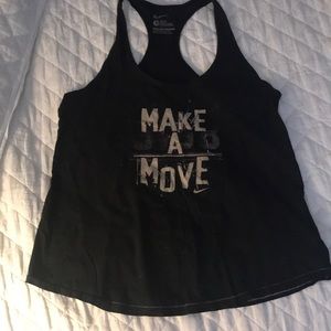 Make A Move tank top by Nike szL slim fit
